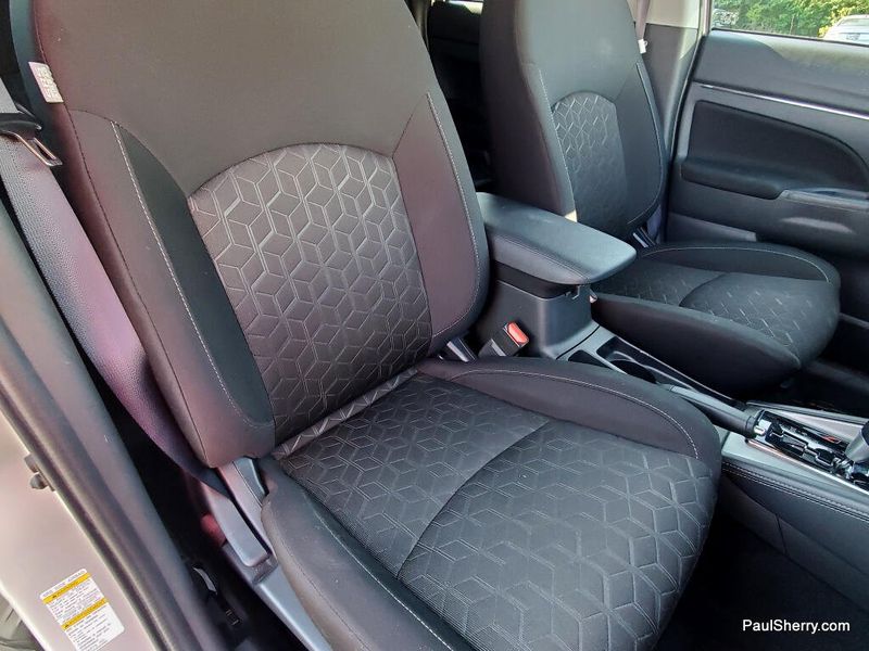 Used 2025 Mitsubishi Outlander Sport SE