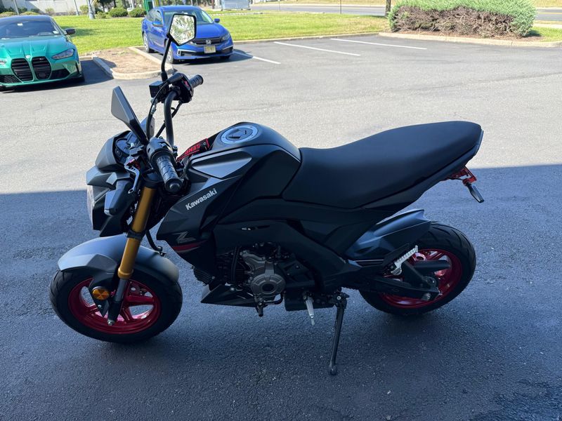 2021 Kawasaki Z125 PROImage 2