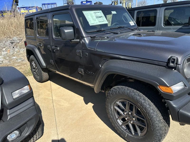 2025 Jeep Wrangler 4-door Sport SImage 4