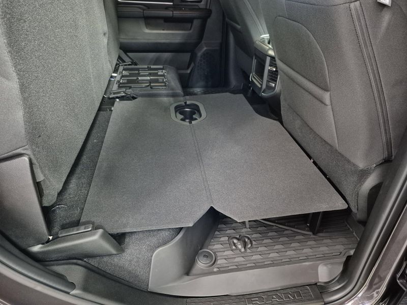 2025 RAM 2500 Big Horn Crew Cab 4x4 6