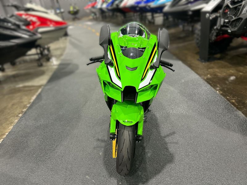 Used 2025 Kawasaki NINJA ZX 10R ABS KRT EDITION Image 20