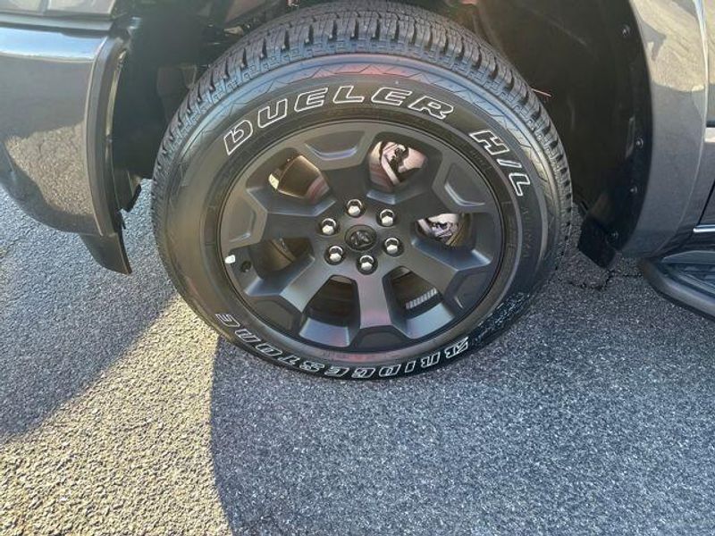 2026 RAM 1500 Big Horn Crew Cab 4x4 5'7' Box