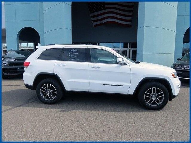 2017 Jeep Grand Cherokee LimitedImage 2