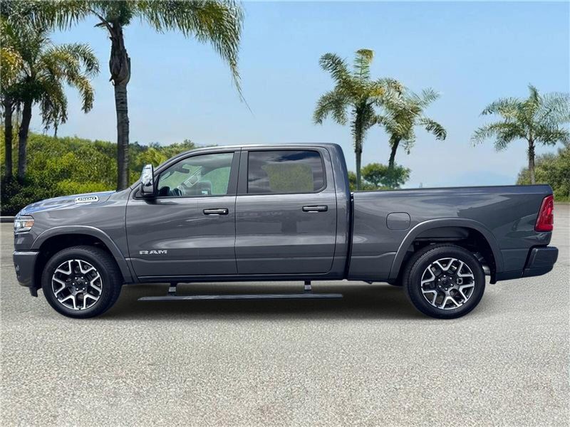 New 2026 RAM 1500 Laramie Crew Cab 4x4 6'4' Box