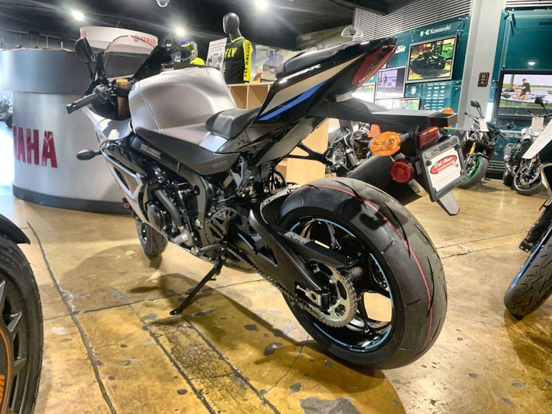 New 2025 Suzuki GSX-R1000R Image 16