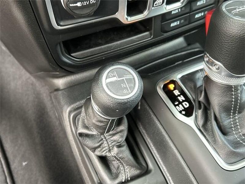 2025 Jeep Gladiator Nighthawk 4x4Image 21