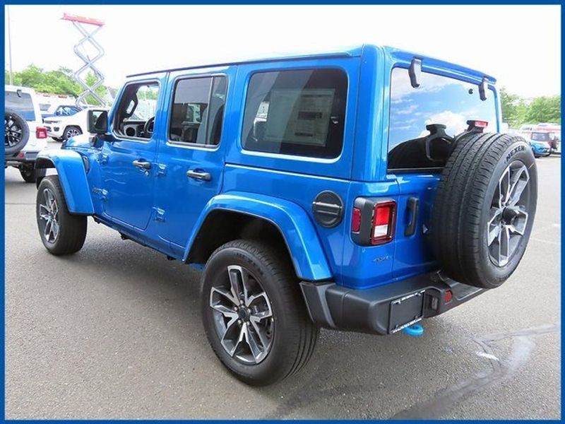 2024 Jeep Wrangler 4xE Sport S 4xeImage 5