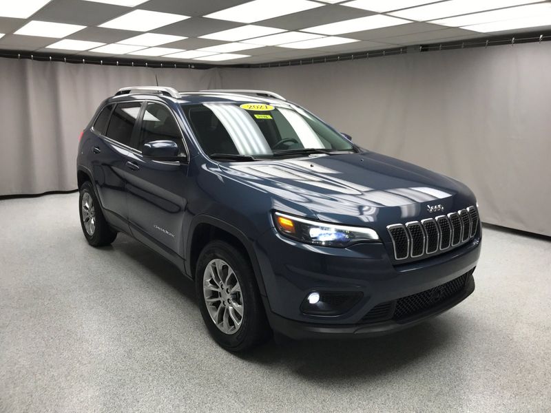 2021 Jeep Cherokee Latitude LuxImage 21