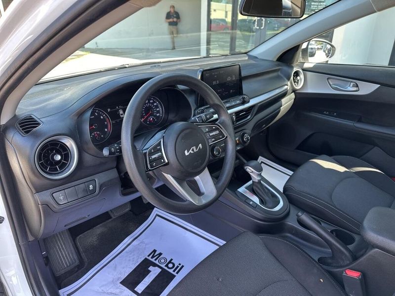 Used 2023 Kia Forte LXSImage 30