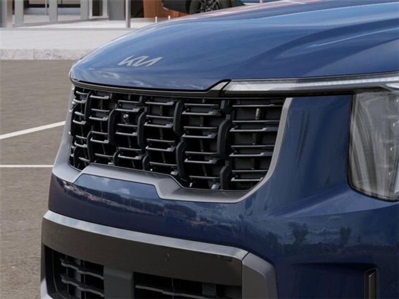 2025 Kia Sorento X-Line SXImage 12