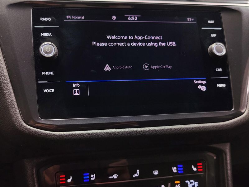 Used 2024 Volkswagen Tiguan AWD SEL R-Line w/Sunroof/NavImage 25