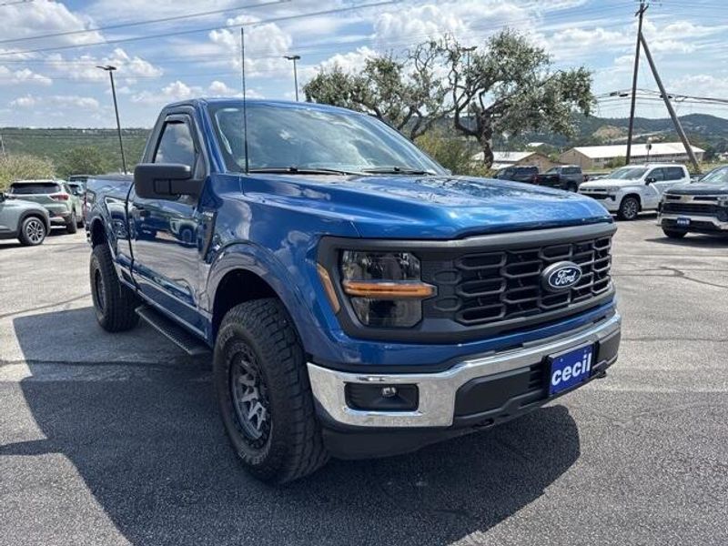 2025 Ford F-150 XL photo 3