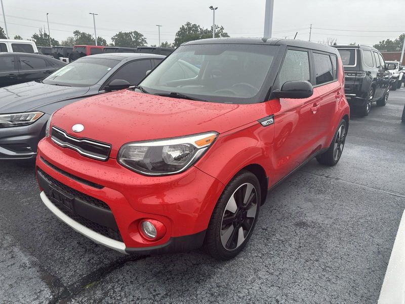 2019 Kia Soul +Image 2