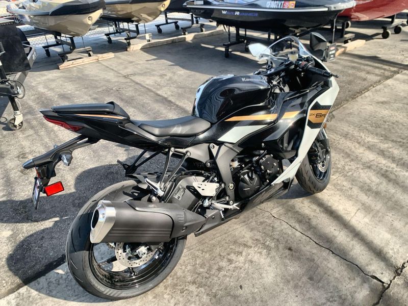 New 2026 Kawasaki NINJA ZX-6R ABS Image 23