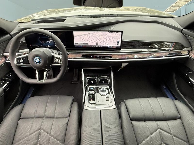 2025 BMW i7 eDrive50Image 26