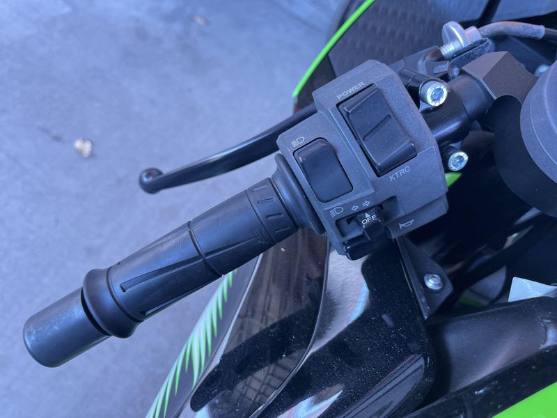 Used 2017 Kawasaki NINJA ZX-6R KRT EDITION Image 20