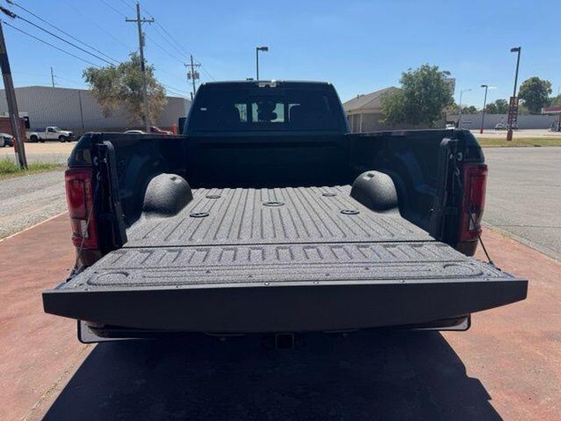 New 2027 RAM 3500 Big HornImage 7
