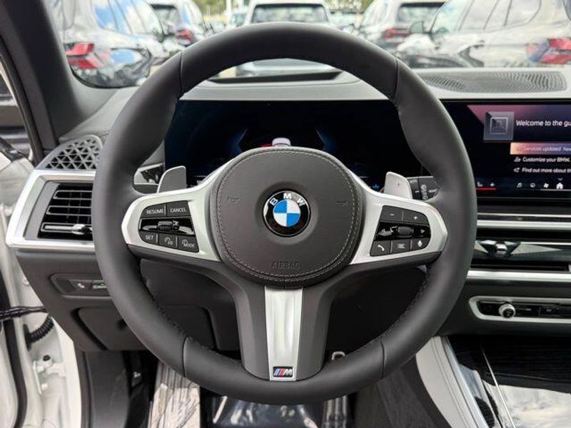 New 2026 BMW X5 sDrive40iImage 21
