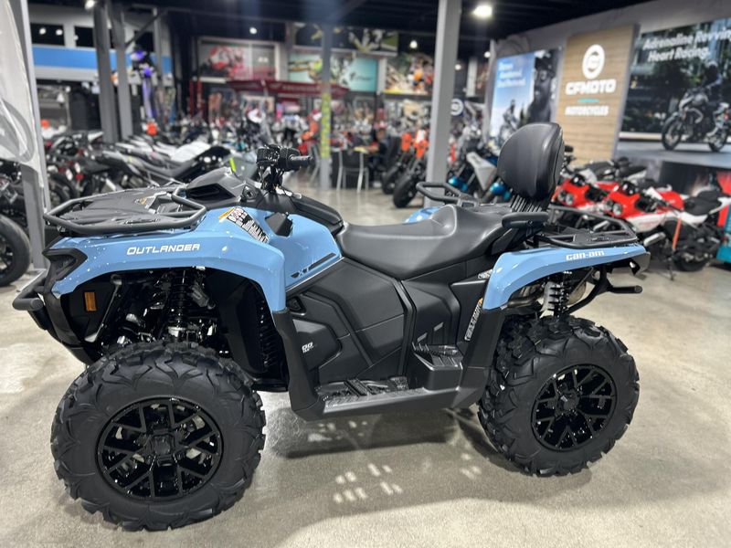 New 2026 Can-Am OUTLANDER MAX XT 700 Image 11