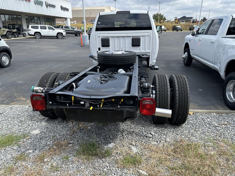 New 2025 RAM 5500 Tradesman Chassis Crew Cab 4x4 84