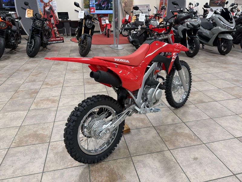 New 2027 Honda CRF125F Image 17