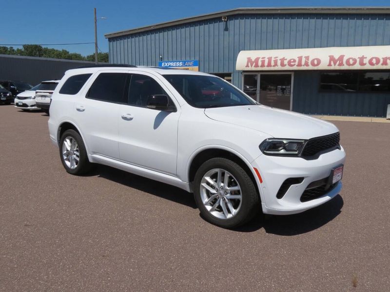 Used 2025 Dodge Durango GT Plus AWD 4dr SUVImage 2