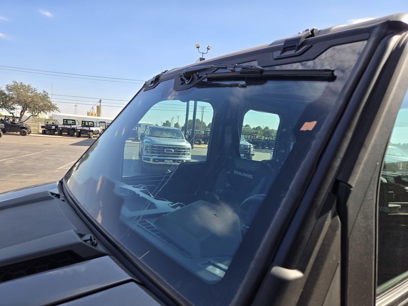 NEW 2025 POLARIS RANGER CREW XD 1500 NORTHSTAR EDITION PREMIUM Image 14