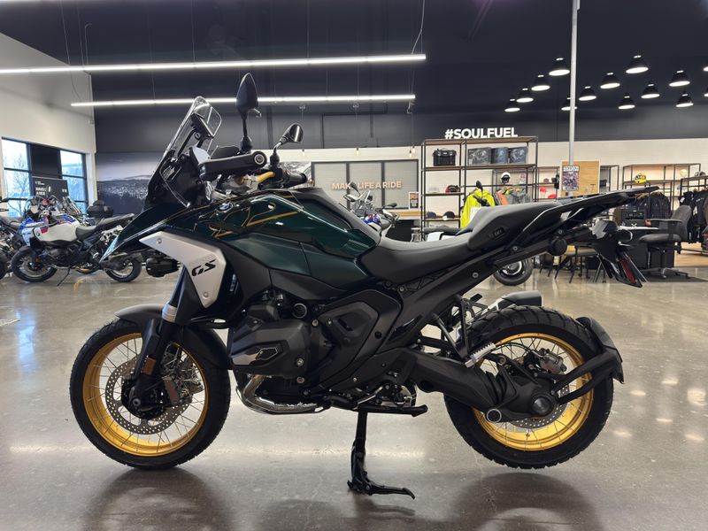 2025 BMW R 1300 GS - AURELIUS GREEN METALLIC
