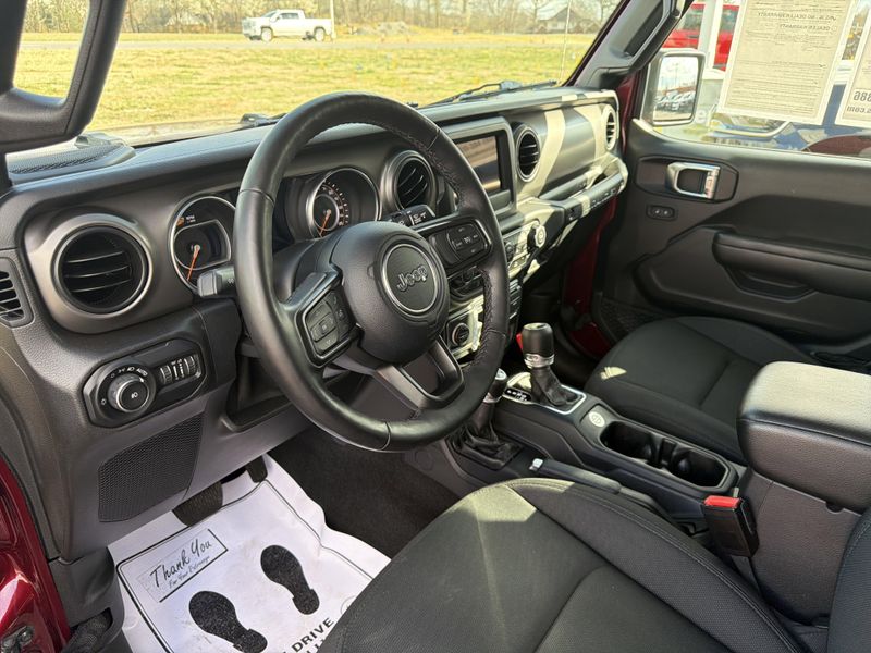 Used 2021 Jeep Wrangler Sport SImage 13