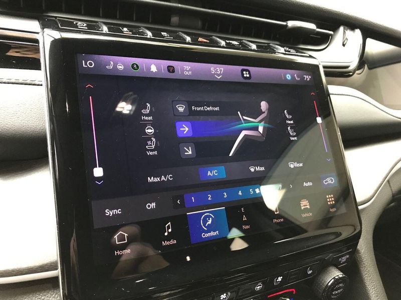 Used 2023 Jeep Grand Cherokee LimitedImage 11