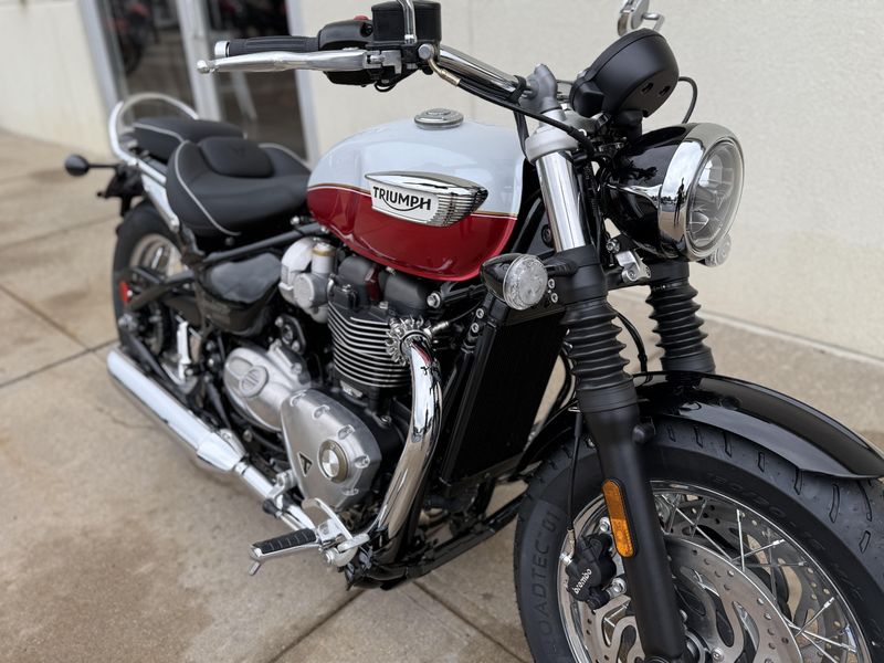 2025 Triumph BONNEVILLE SPEEDMASTERImage 8