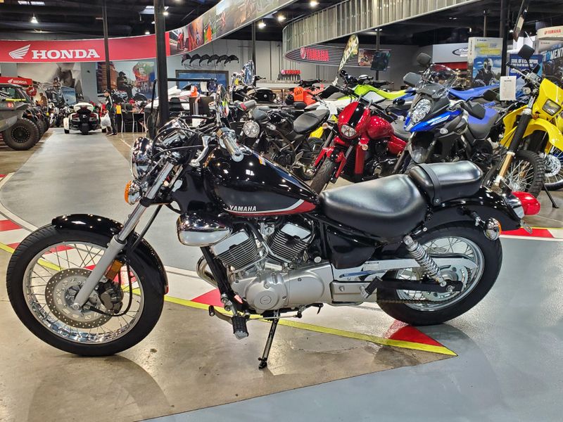 New 2025 Yamaha V STAR 250 Image 11