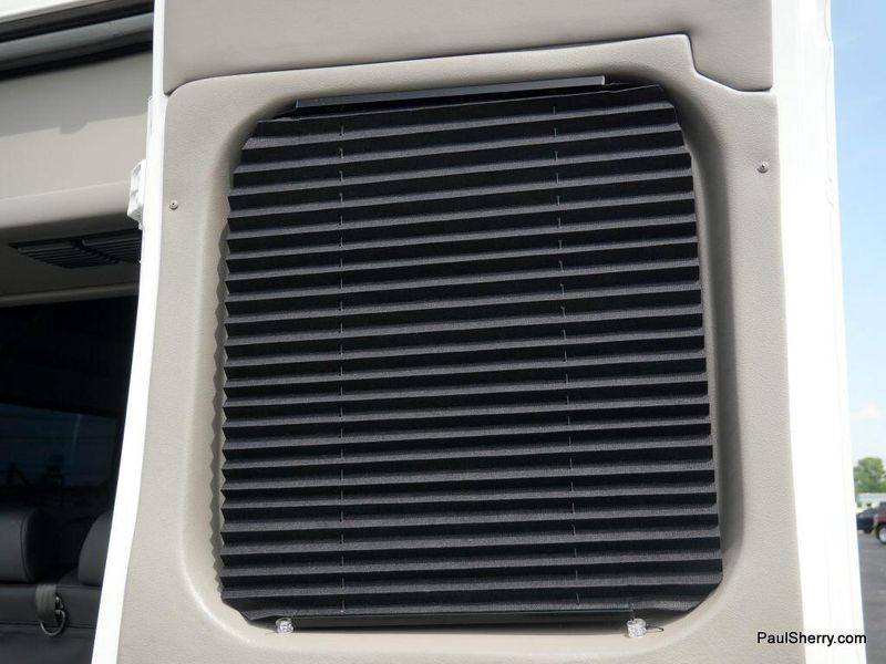 2024 RAM Promaster 2500 Slt+ Window Van High Roof 159