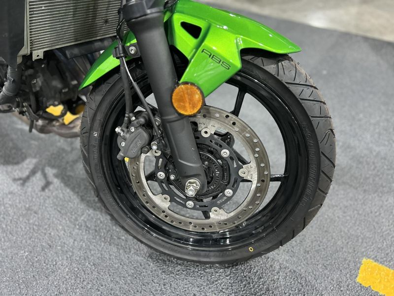 Used 2024 Kawasaki Z500 ABS Image 11