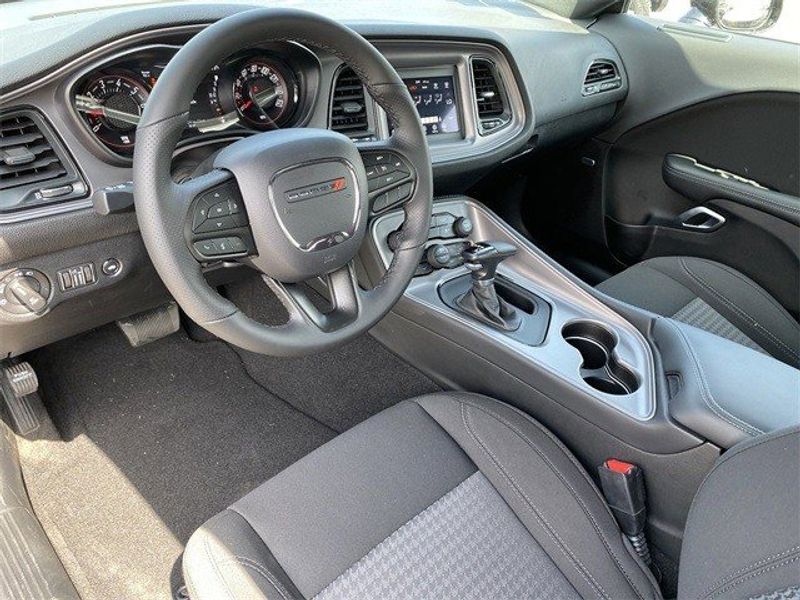 2023 Dodge Challenger SxtImage 13