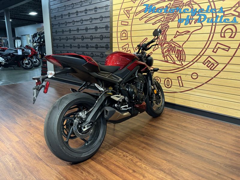 2024 Triumph Street Triple 765 RS Image 8