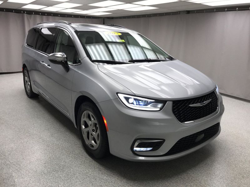 2023 Chrysler Pacifica LimitedImage 22