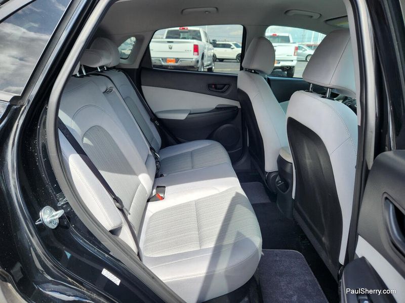 Used 2023 Hyundai Kona SEL