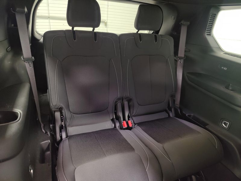 2024 Jeep Grand Cherokee L Laredo X 4x4 w/Sunroof/Lux TechImage 19