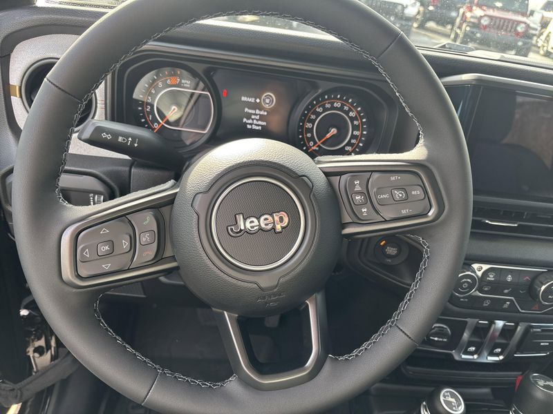 New 2026 Jeep Wrangler 2-door Sport SImage 18
