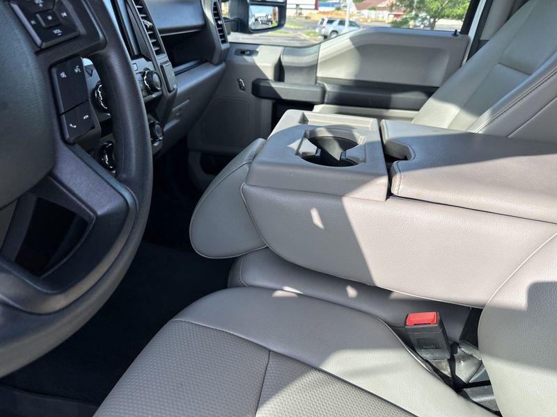 2022 Ford F-250 XLImage 28