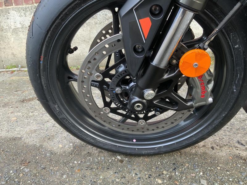 2025 Triumph STREET TRIPLE 765 RS 