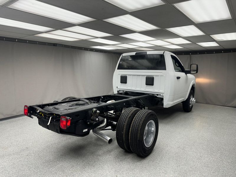 2024 RAM 3500 Tradesman Chassis Regular Cab 4x4 60