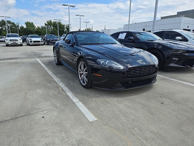 Used 2014 Aston Martin V8 Vantage BaseImage 2