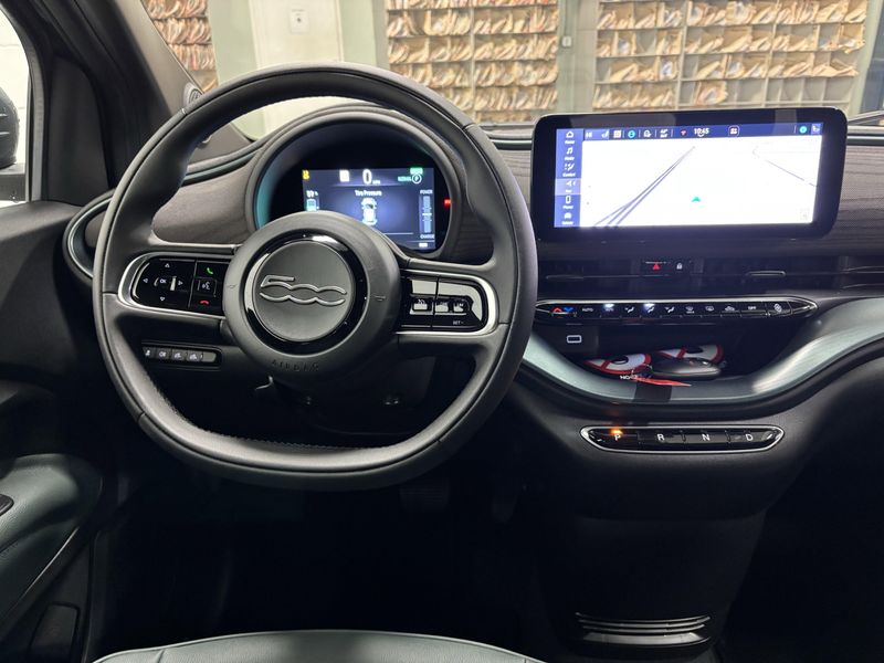 New 2025 Fiat 500e Giorgio Armani Collector