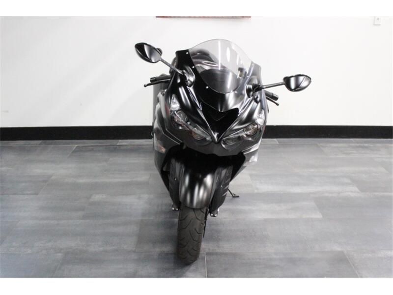Used 2023 Kawasaki ZX14R-ABS Image 2