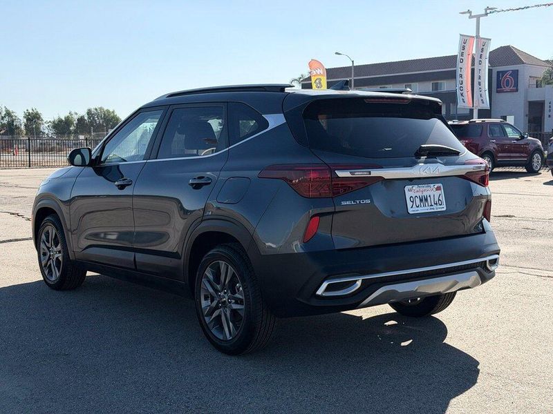 Used 2023 Kia Seltos SImage 5
