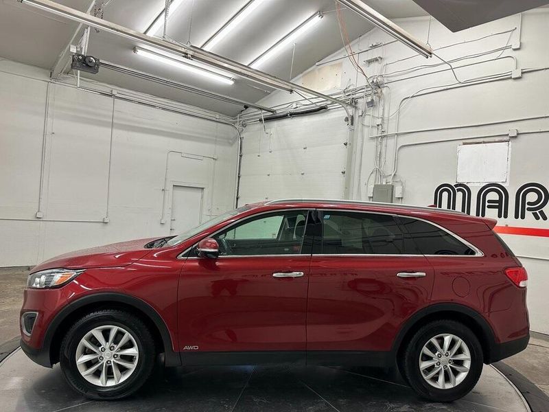 2016 Kia Sorento LXImage 12