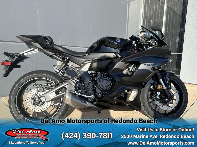 2025 Yamaha YZF-R7 Image 7