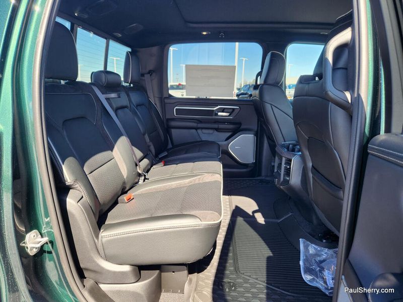 New 2026 RAM 1500 Laramie Crew Cab 4x4 5'7' Box